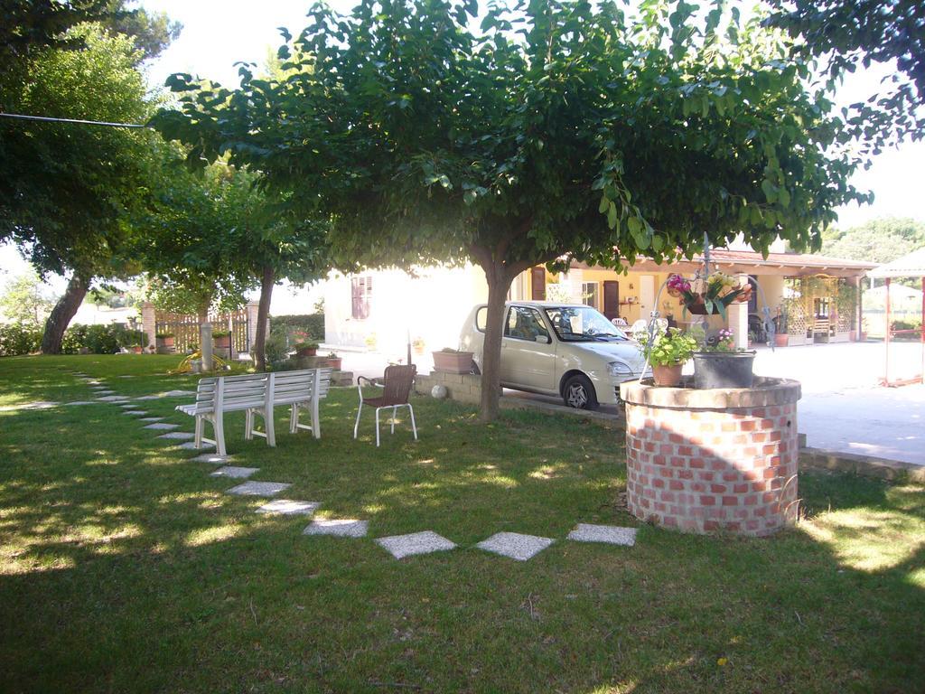 Agriturismo Al Rifugio Divino Belvedere Ostrense Dış mekan fotoğraf